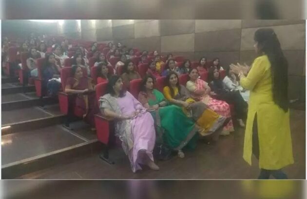 Women Breast Cancer Awareness Program in Ahmedabad-1